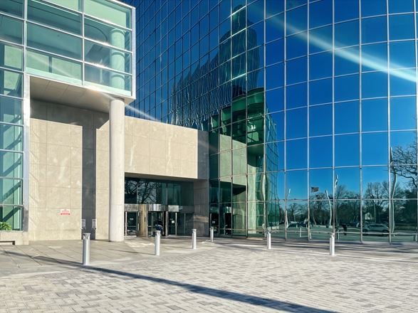 NY, Uniondale - RexCorp Plaza
