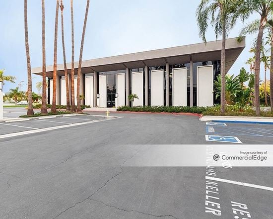 Tustin Financial Plaza - South & East Buildings