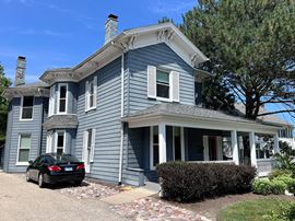 477 Elm Place