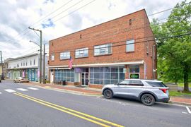 7,966 SF Multi-Tenant Commercial | 3 Parcels, 3 Entrances + Shenandoah Rail Trail Frontage