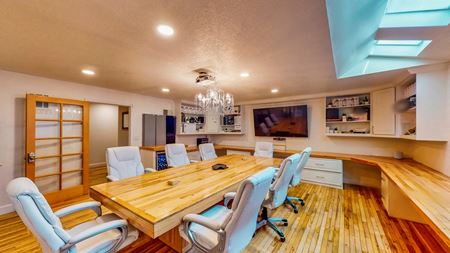 3889 S Eastern Ave - Las Vegas