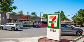 7-Eleven Strip Center