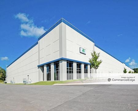 Industrial space for Rent at 4279 Crosspoint Dr. in Charleston