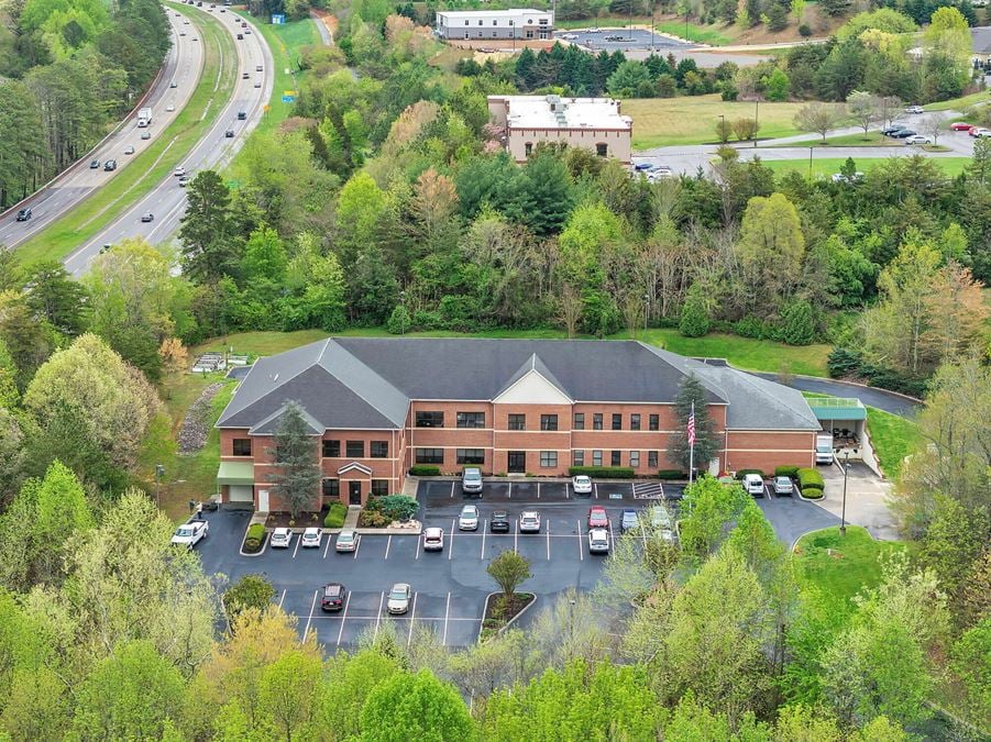 Prime Hardin Valley Office Building | 28,678 SF