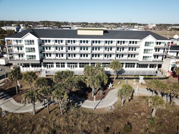 700 N Ocean Blvd