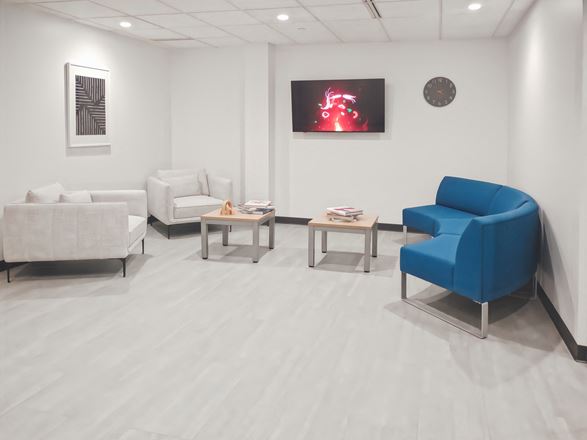 Regus - Brookfield - Water Tower Blvd