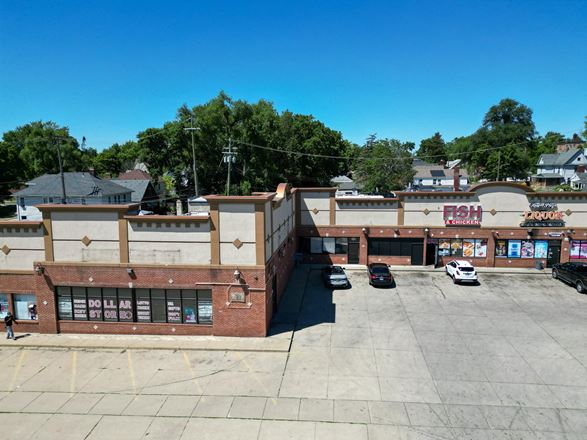 Huron Plaza