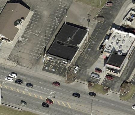 Retail space for Rent at 1736 N Memorial Dr in Lancaster