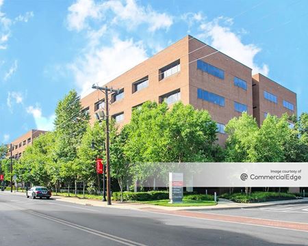 Office space for Rent at 3 Cooper Plaza in Camden