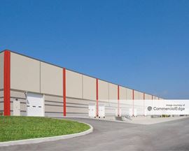 The Hampton Business District - 200 & 220 Roger's Way