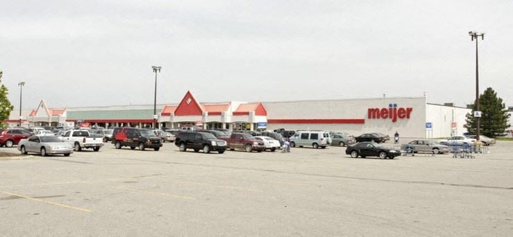 Retail space for Rent at 36600 VanDyke Avenue in Sterling Heights