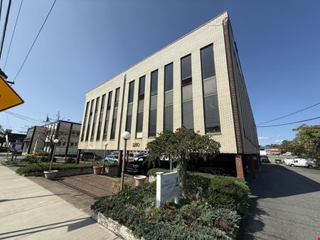 Office space for Rent at 2280 Grand Ave in Baldwin