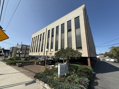 2280 Grand Ave