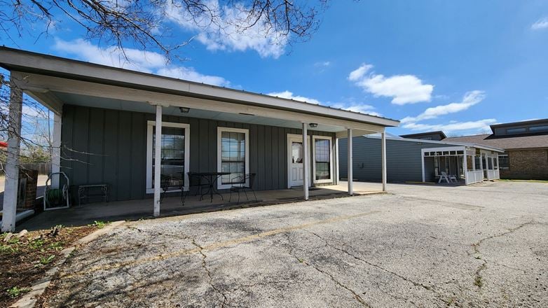 1803A North Mays Street