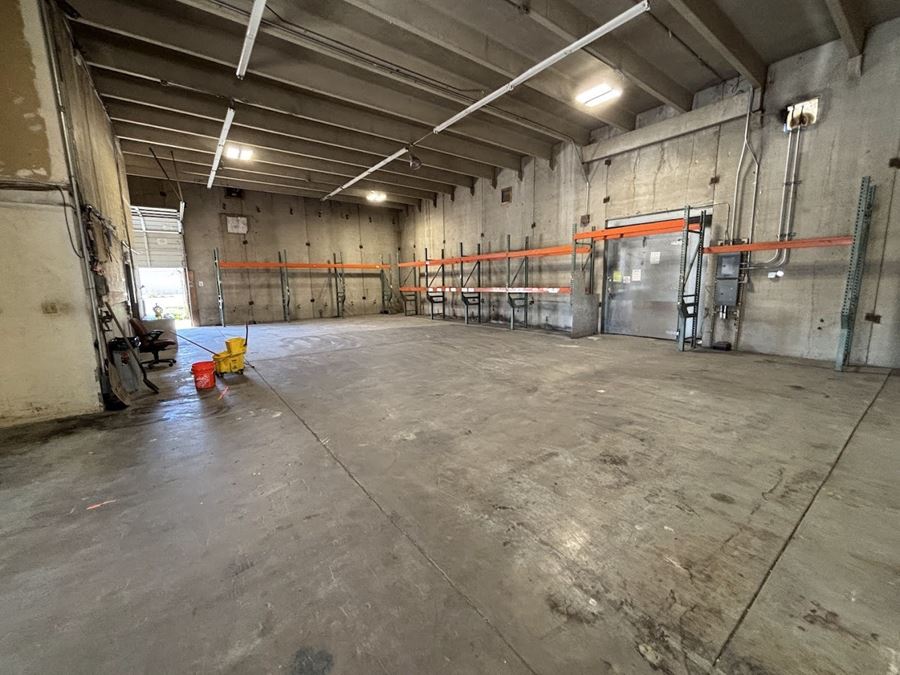 215 S Pecos