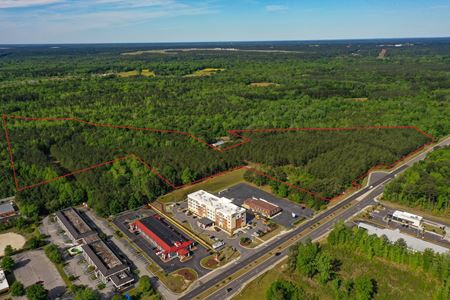 Photo of commercial space at XXXX Cedar Creek Rd in Fayetteville