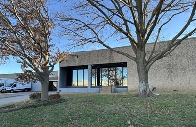 2014 Platinum Street - For Sale