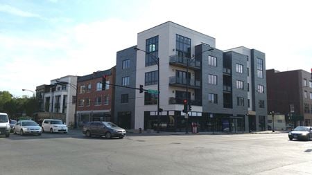 Retail space for Rent at 1607 W Irving Park in Chicago