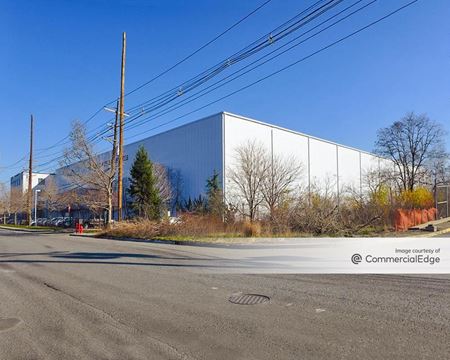Industrial space for Rent at 360 Avenue P in Newark