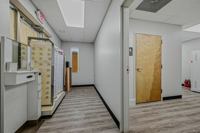 Gilpin Plaza - 3211-A Concord Pike, Wilm, DE