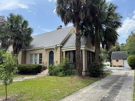 110 W Adair St