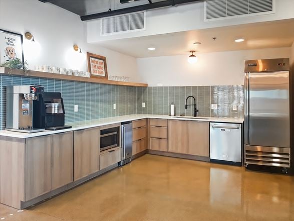 Regus - Milwaukee - S 1st Street