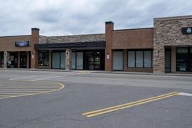 240 Crafton Ingram Shopping Center Sublease
