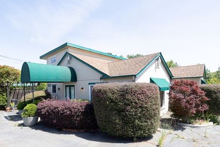 Office space for Rent at 4918 Sonoma Hwy in Santa Rosa