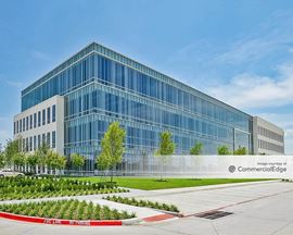 The Landing - 6201 West Plano Pkwy