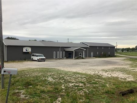 Photo of commercial space at 2112 E Heritage Pkwy in Prairie Grove