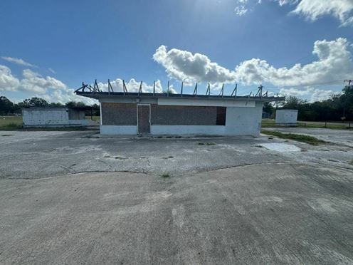 108 N 8th St