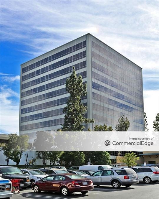 Woodland Hills Corporate Center - 21031 Ventura Blvd