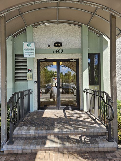 1400 East Oakland Park Boulevard, Ste. 100 & 102