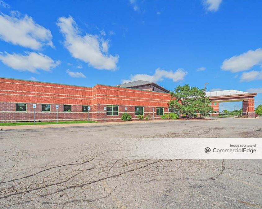 1540 Lake Lansing Road
