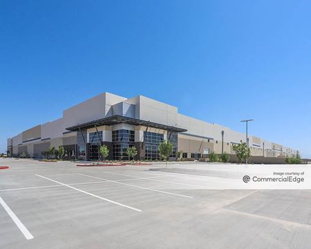 Industrial space for Rent at 16560 West Sells Drive in Goodyear