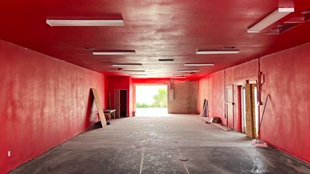 Retail space for Rent at 5533-5539 W Glendale Ave in Glendale