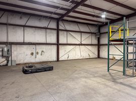 640 W Centennial Blvd