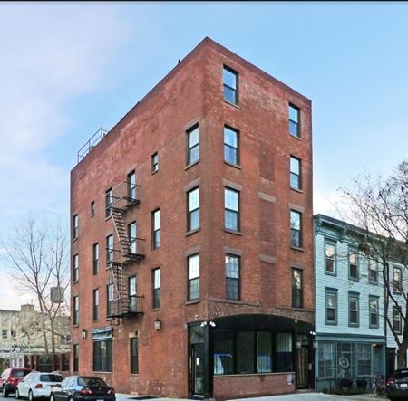 Retail space for Rent at 506 Warren St in Brooklyn