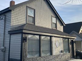 170 Ochterloney Street