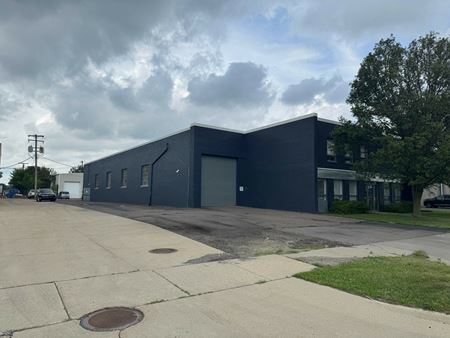 Photo of commercial space at 24871 Gibson Dr in Warren
