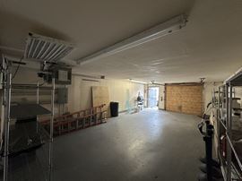 2260 S Broadway 