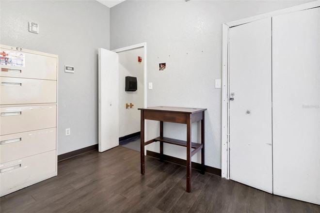105 E Baker St
