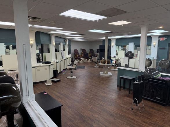 5824-5868 Bigger Rd Center