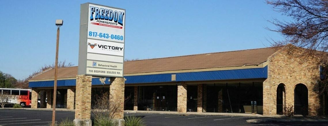 700 W Bedford Euless Rd