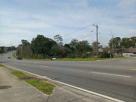 Michigan Ave Retail with 5 Acres - Pensacola