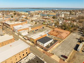 522 Race St #Rear