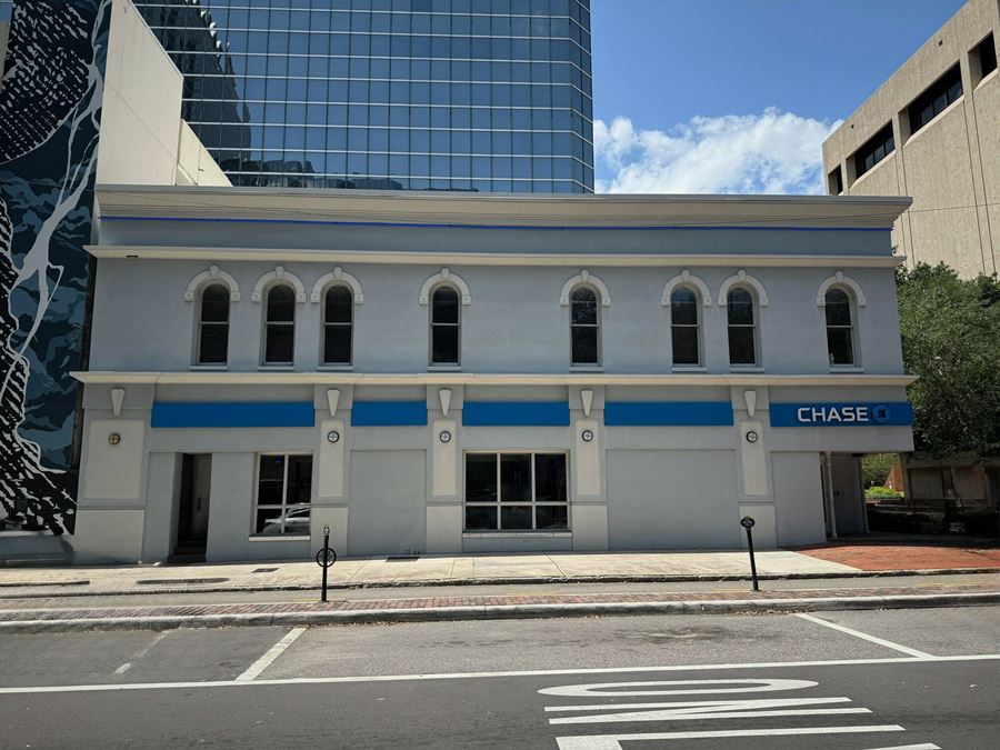 300 North Franklin St 
