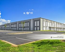 McDonough Commerce Center