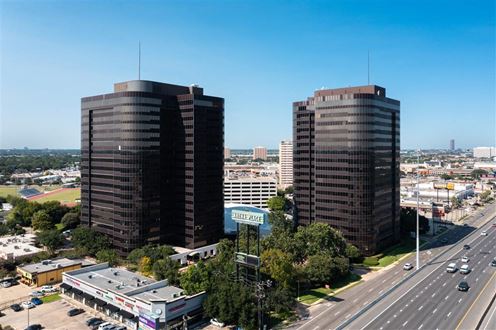 7322-7324 Southwest Freeway