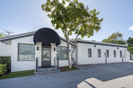 Freestanding Office Building - Fort Lauderdale